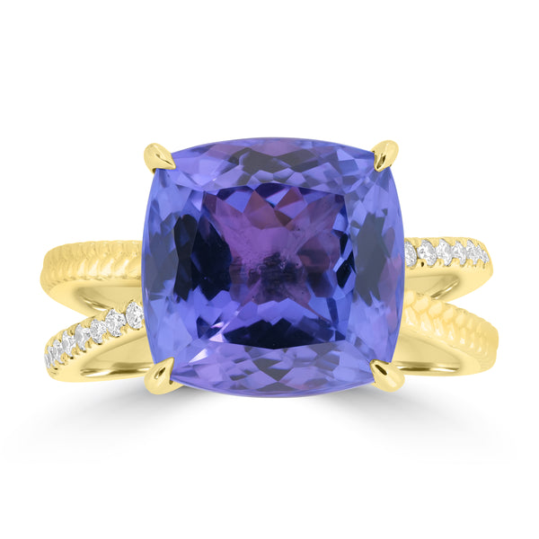 7.73ct Tanzanite Rings with 0.138tct Diamond set in 14K Yellow Gold